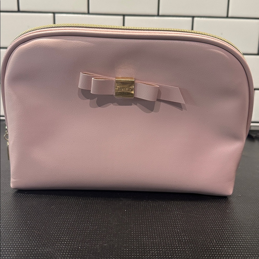 Elegant Pink Cosmetic Bag with Bow Accent